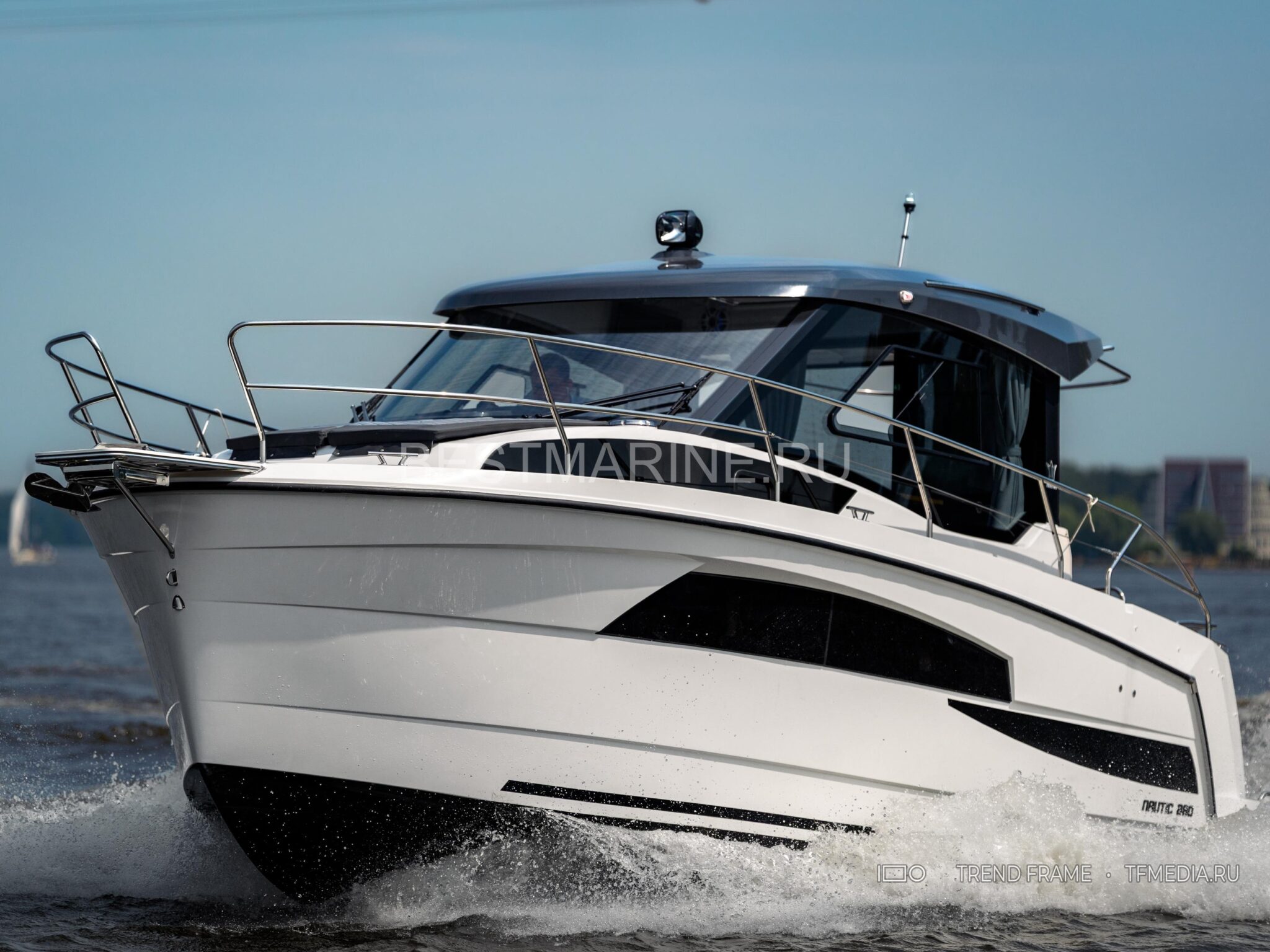 Яхт-клуб MRP Club